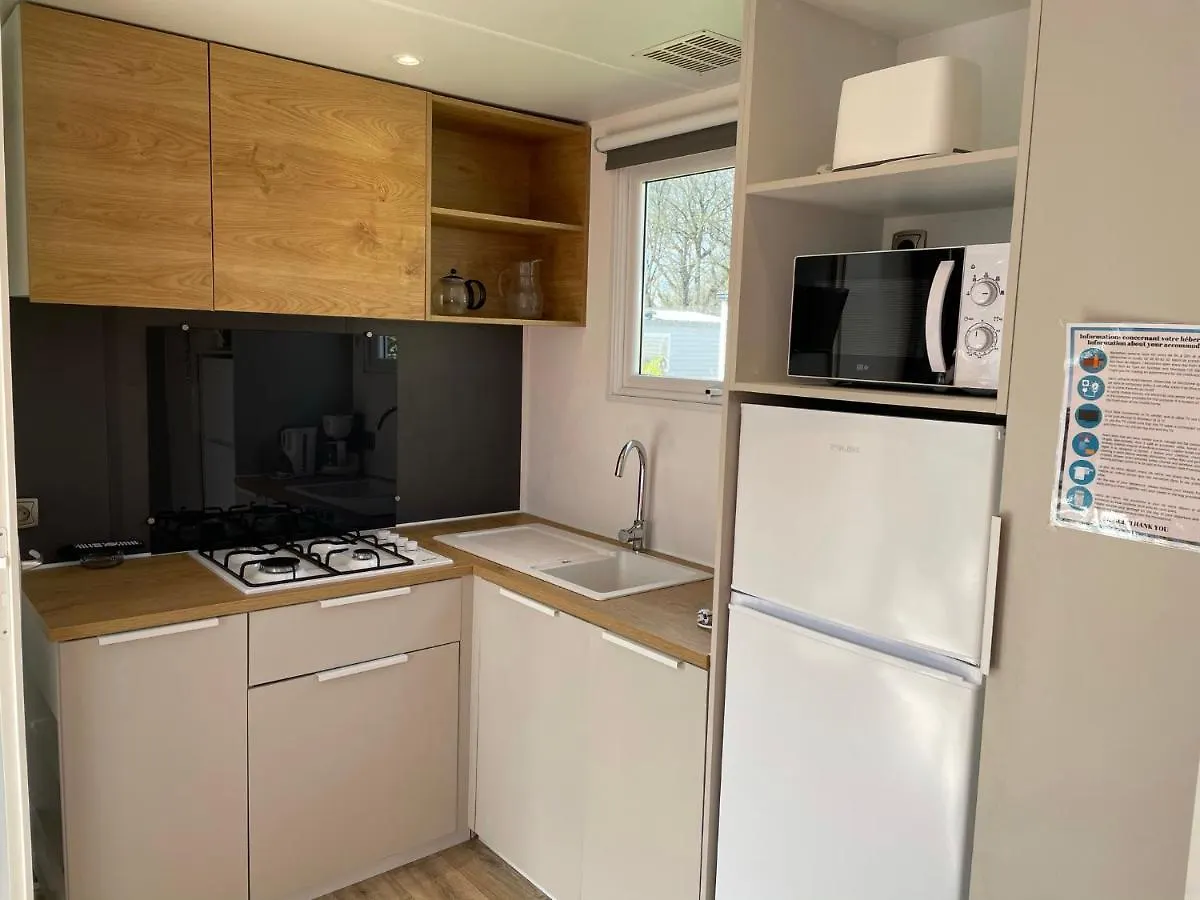 Mobilhome tout confort M9 domaine de Lanniron Quimper