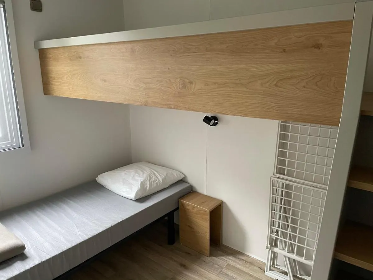Mobilhome tout confort M9 domaine de Lanniron Quimper